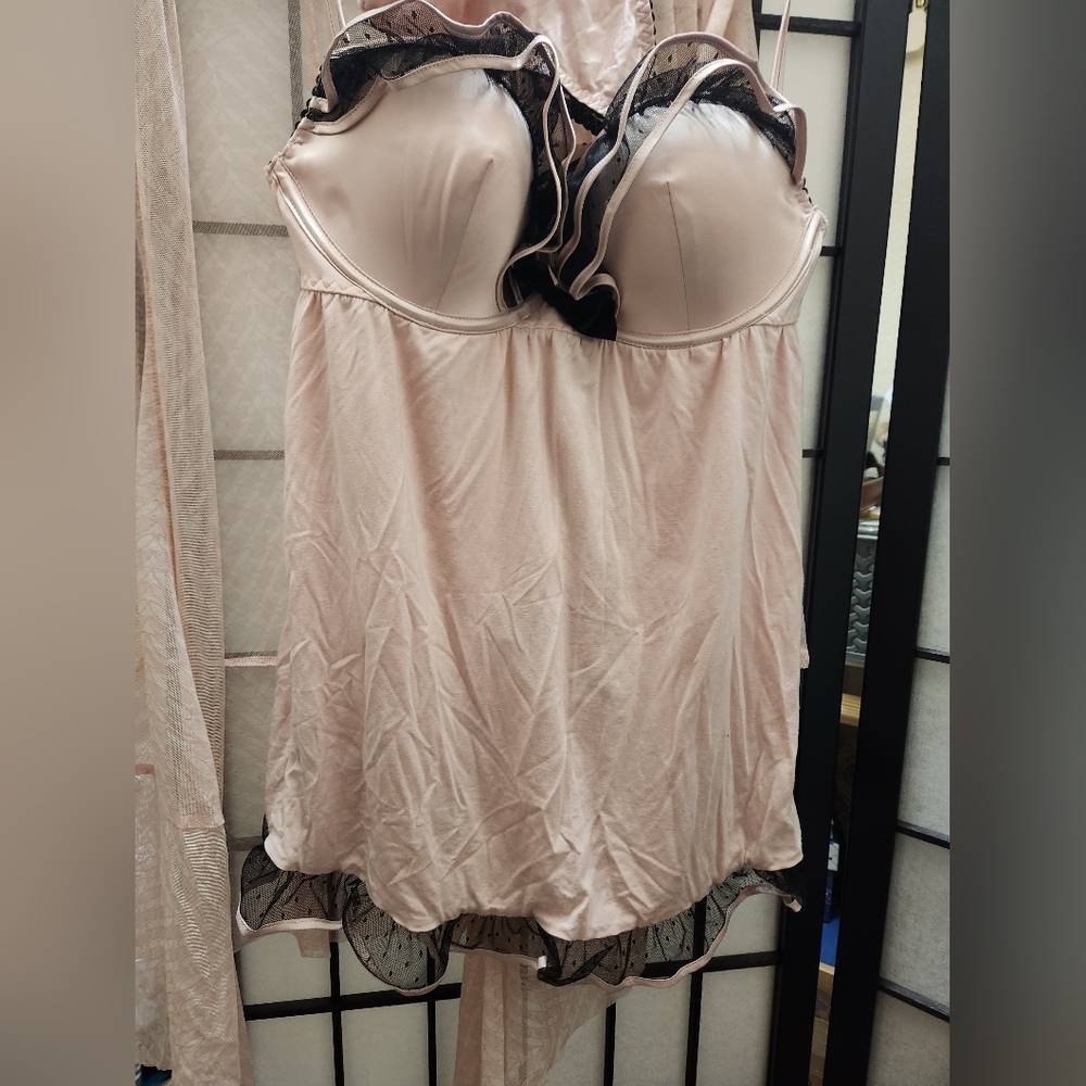 NEW! VS Intimates 2pcs - Picture 4 of 9